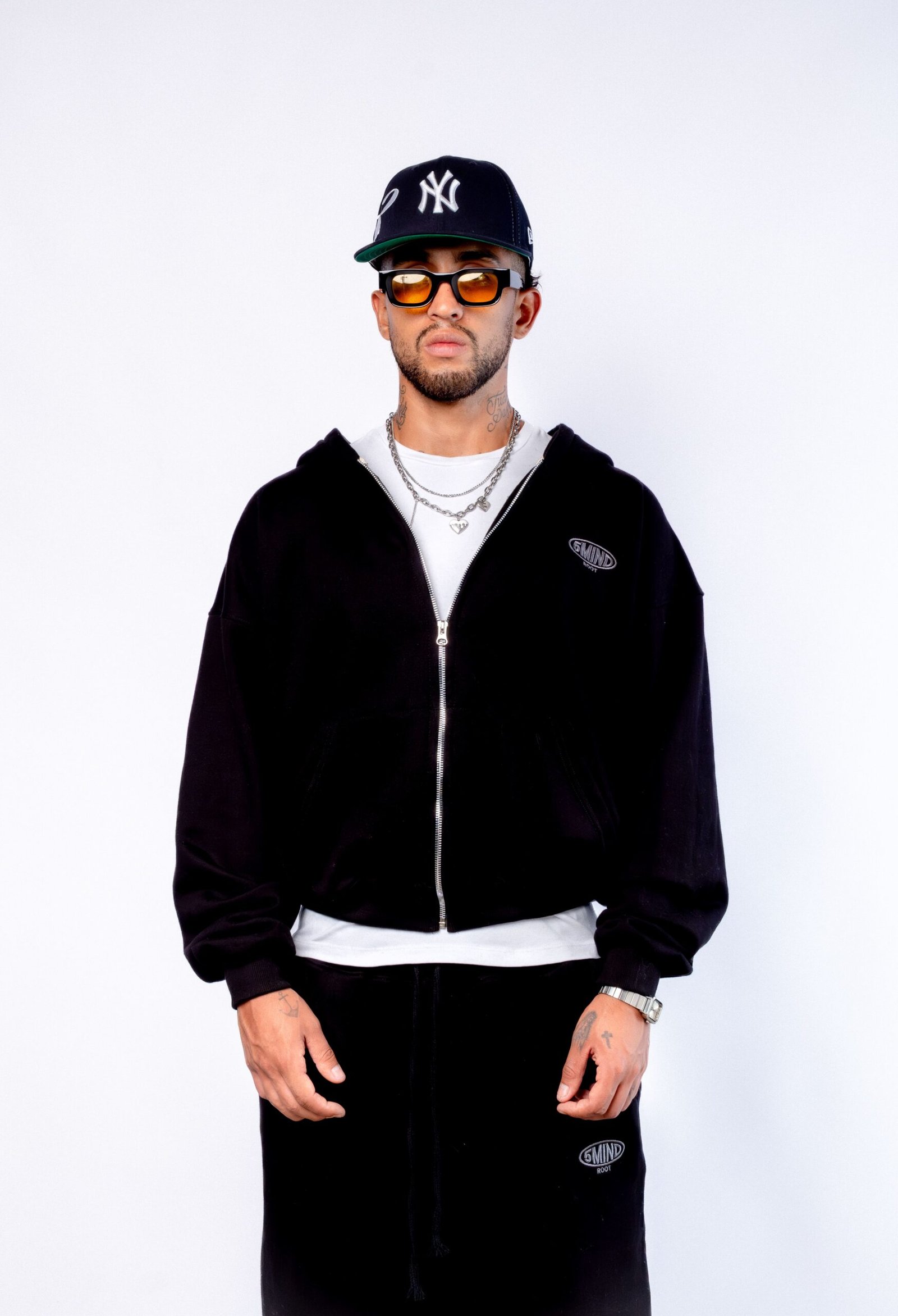 Root Zip Hoodie Negro
